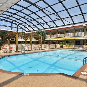 Best Western Plus Dubuque Hotel&Conference Center